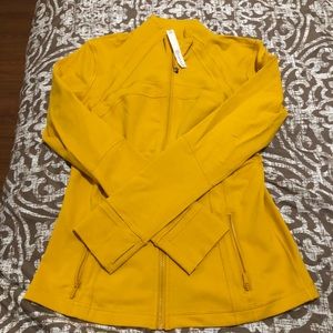 BNWT Lululemon Define Jacket in Honey Lemon